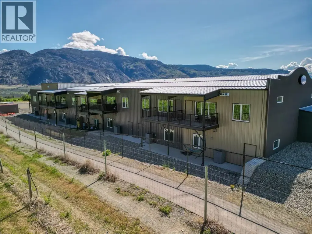 32 Empire Street Unit# 4, Osoyoos